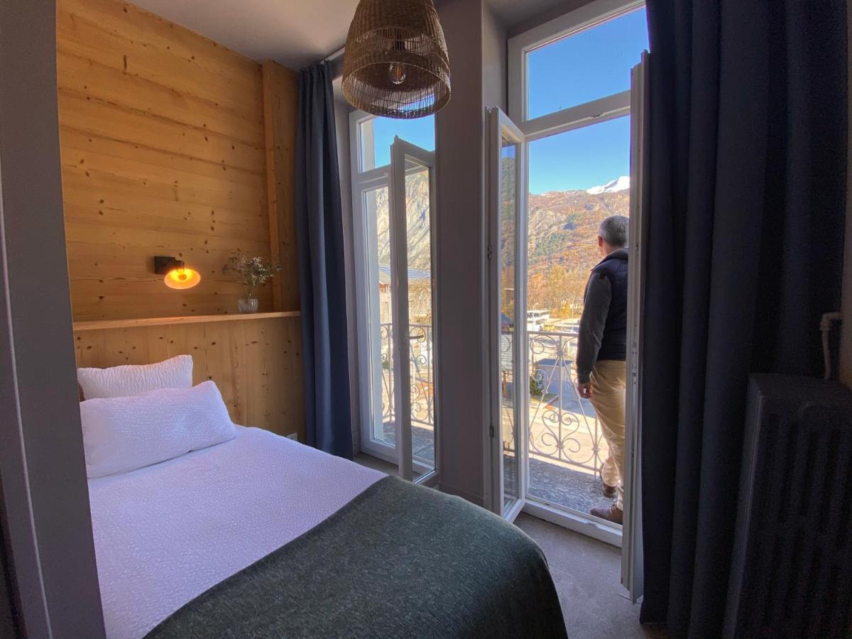 hôtel oberland Le Bourg-dʼOisans Exterior foto