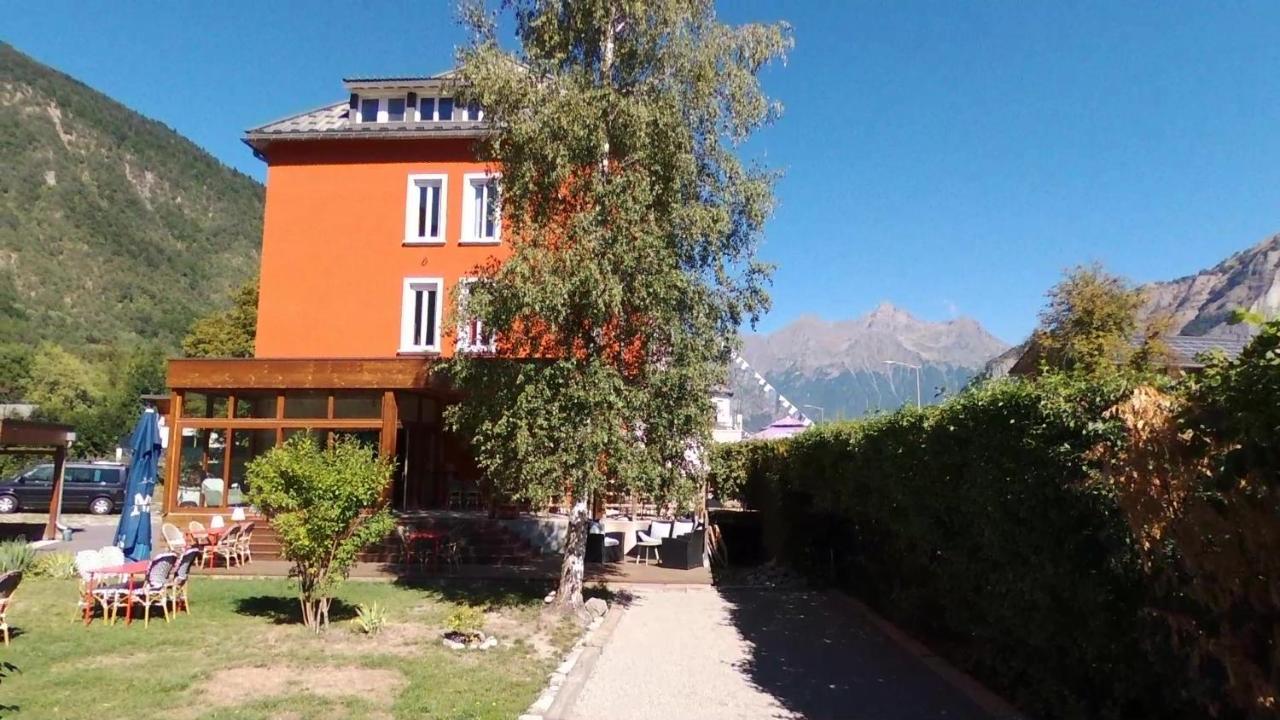 hôtel oberland Le Bourg-dʼOisans Exterior foto